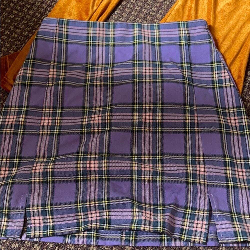 Mini skirt size small